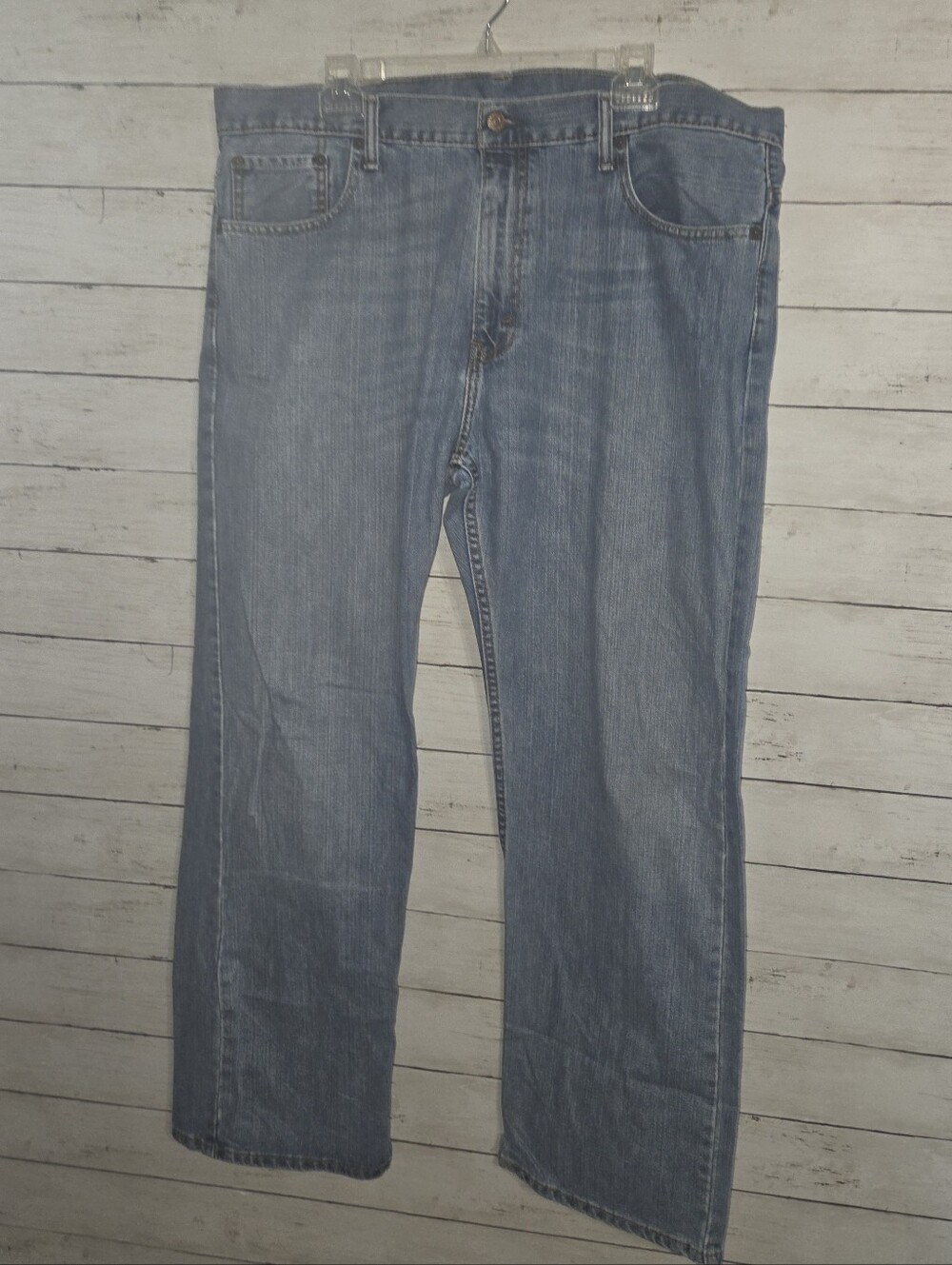 Classic Men's LEVI'S Straight-Leg Blue Jeans Size 36x31